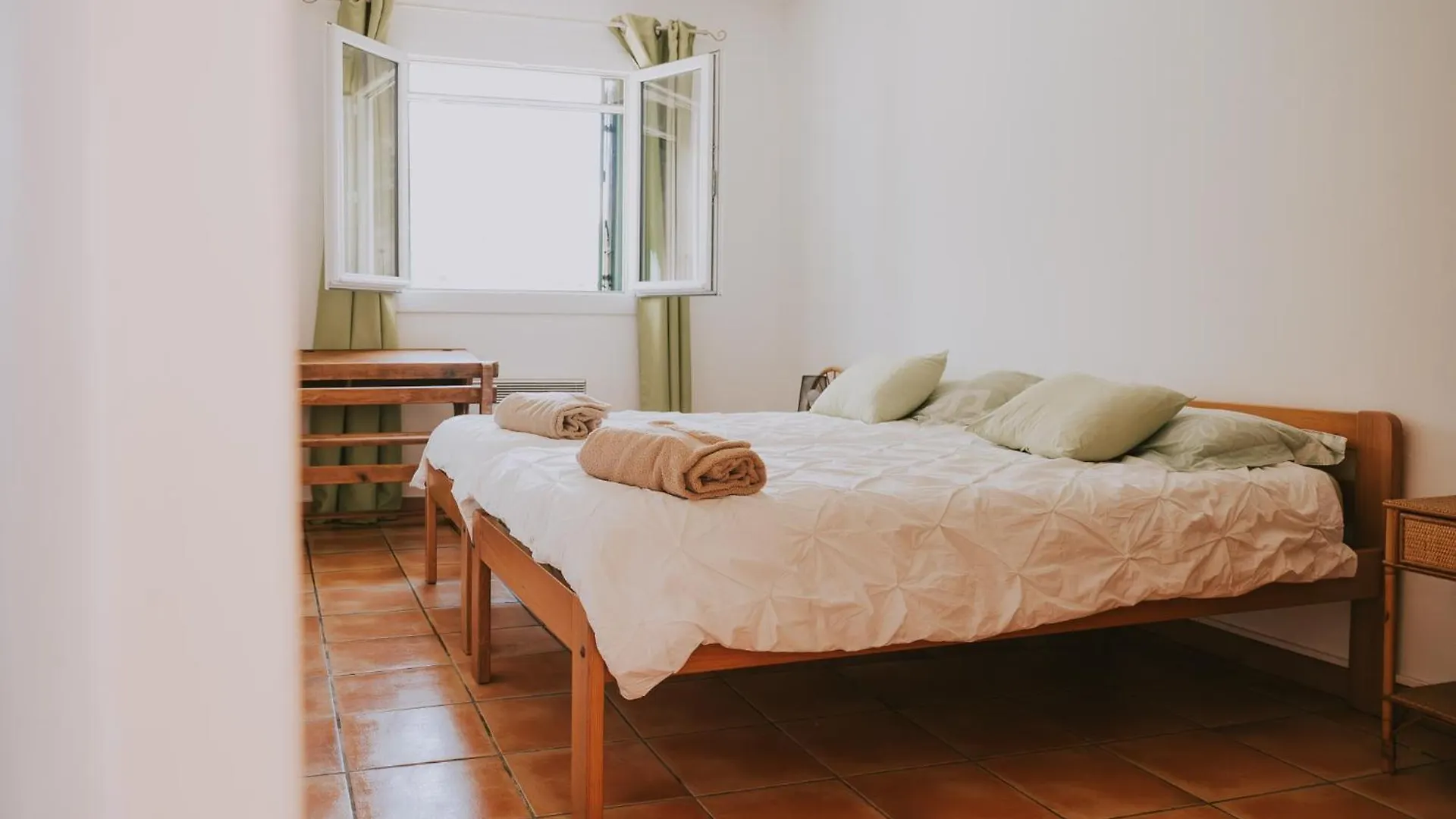 Holiday home Domaine De Tapies 2 Gites Jusqu A 19 Personnes Cornus